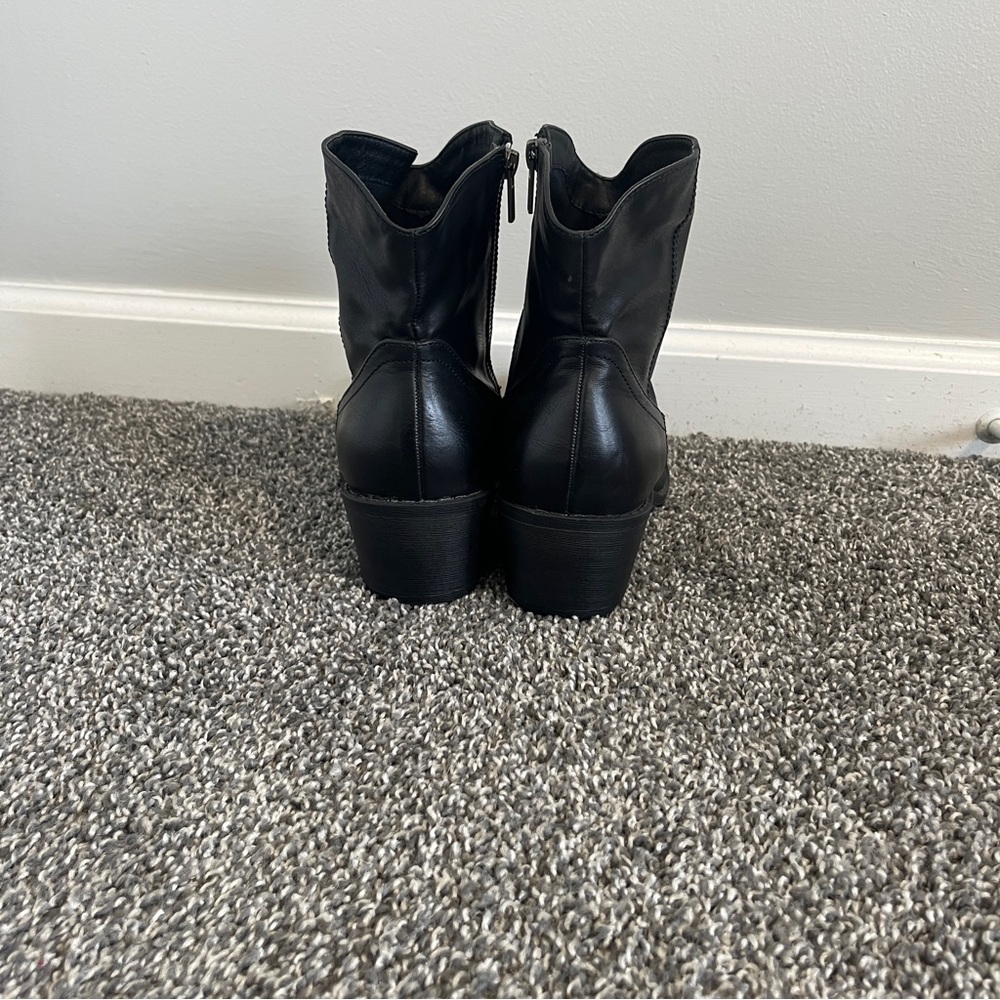 MIA Black Cowboy Ankle Booties Size 10 - Picture 5 of 10